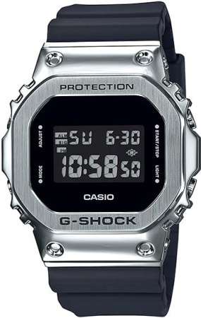 Часы наручные Casio GM-5600-1ER